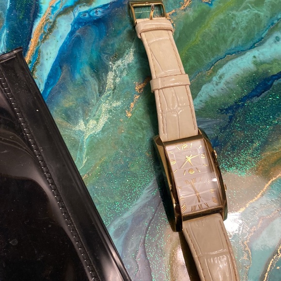 Guess Watch - Picture 6 of 11